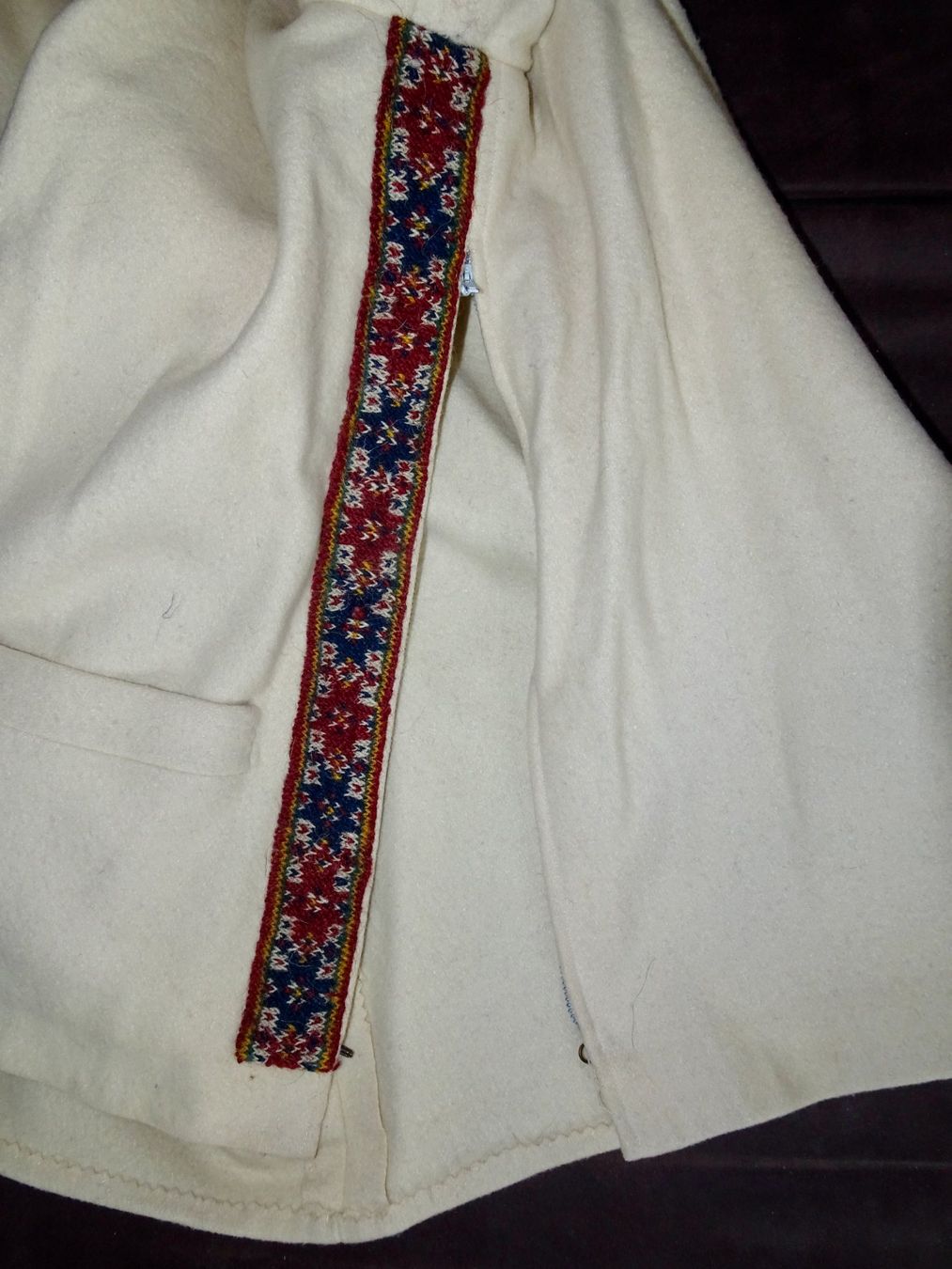 Maglioni & Felpe: Veste/Pull traditionnel grec en laine brodé – Usato da Châtelaine venduto da fil_7lqg 5